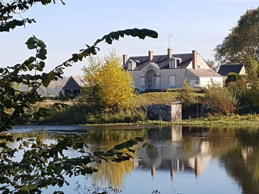 Holiday home De La Salamandre Aan De Rivier De Cher Vlakbij Zoo De Beauval Thesee